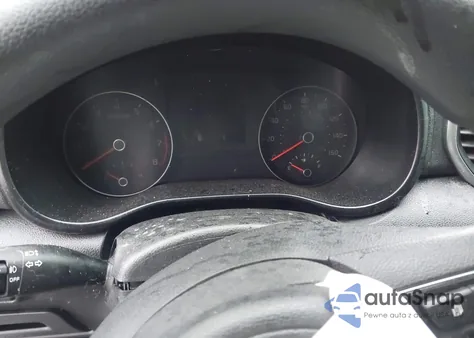 2018 Kia Sportage Lx z USA, uszkodzony, nr VIN KNDPMCAC7J7427648